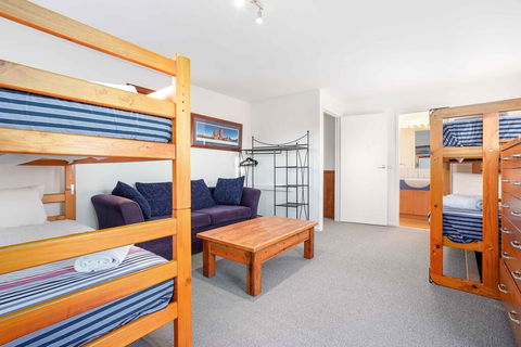 Barcoo - Accommodation ACT 2