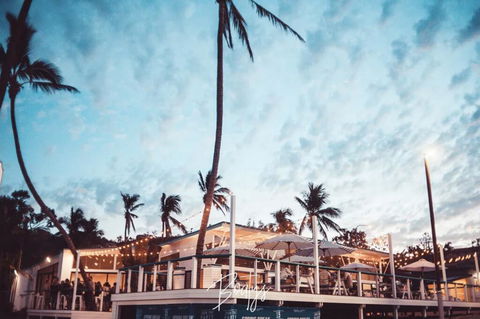 Base Airlie Beach - Accommodation ACT 1
