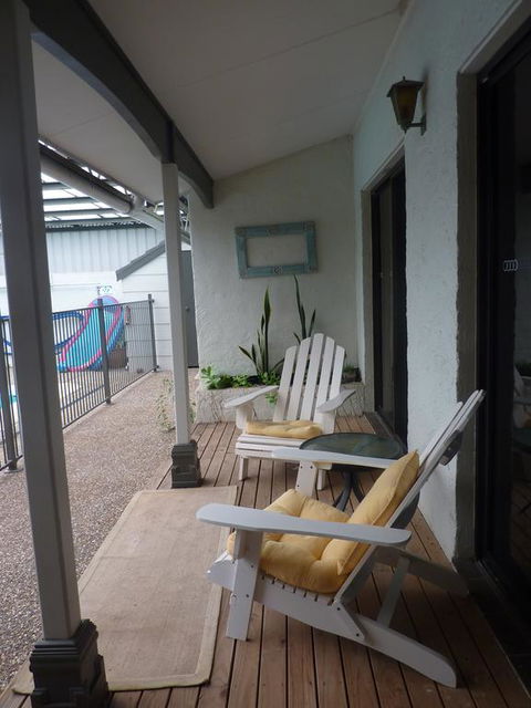 Batemans Bay Manor - Bed And Breakfast - Accommodation ACT 1