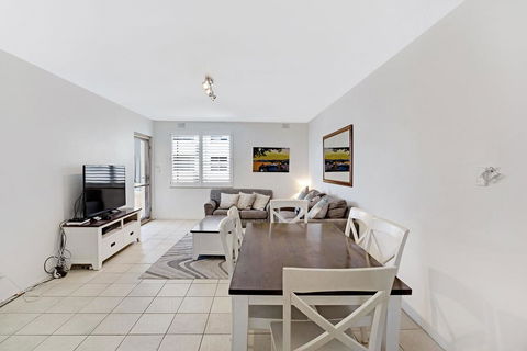 Bay Village, Unit 14/ 47 Shoal Bay Road - Accommodation ACT 0