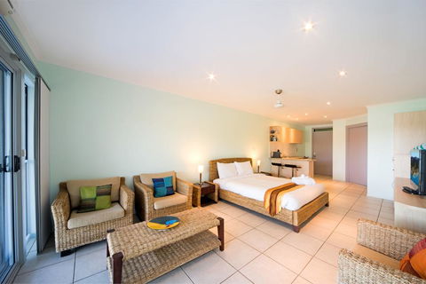 Baybliss Apartments Studio 2 - Accommodation ACT 1