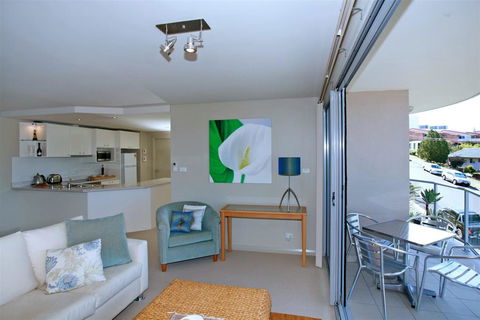 Bayview Apartments, Unit 7/42 Stockton Street - Accommodation ACT 3