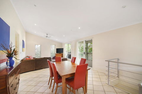 Beach Affair - 10 Callitris Crescent - Accommodation ACT 1