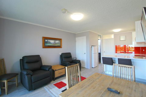 Beachfront 4, 25 Willow Street - Accommodation ACT 1
