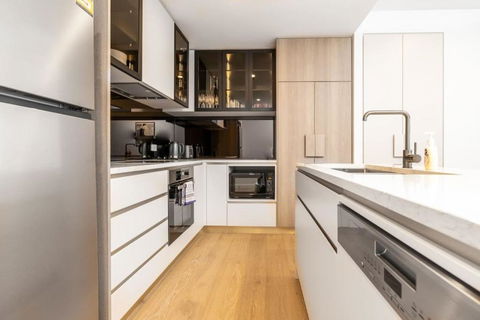 Restful Apt Near ANZAC Park West - Accommodation ACT 3
