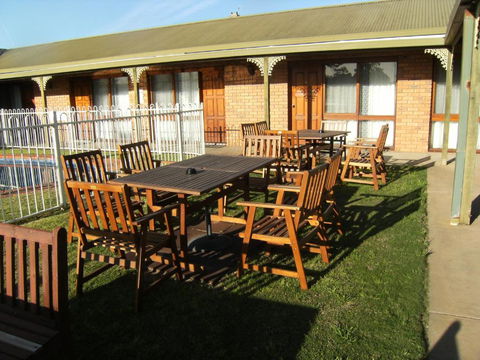 Regency Court Motel - Accommodation ACT 2