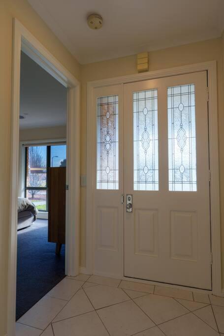 Relaxing 3bd In Tranquil Setting - Accommodation ACT 3
