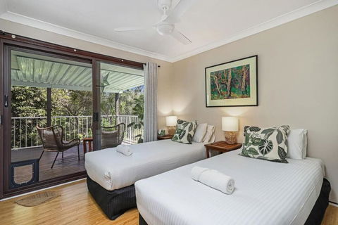 Riverfront Oasis In Elanora - Accommodation ACT 3