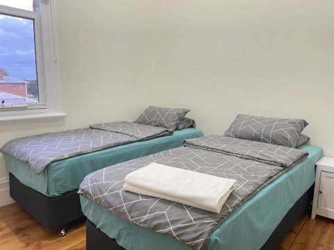 Riverside Hotel - Accommodation ACT 2
