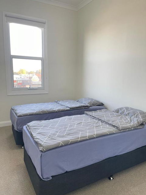 Riverside Hotel - Accommodation ACT 1