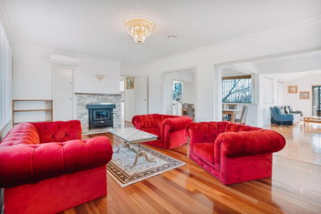 Restful Canberra Retreat In Spacious Terrace Home with Accommodation ACT