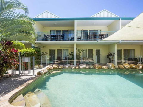 SAILS 9 Beachfront Getaway Horseshoe Bay - Accommodation ACT 0