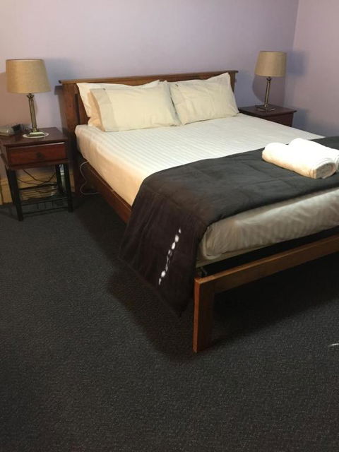Rochester Tavern - Accommodation ACT 0