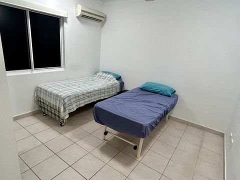 Room In City With Kittens! - Accommodation ACT 1