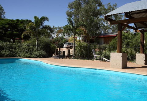 Rubyvale Motel & Holiday Units - An Adults Only Getaway - Accommodation ACT 1