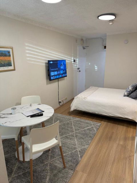 Sam The Central Studio - Accommodation ACT 1