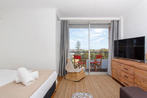 Seaside Studio Apartment - North Fremantle - Accommodation ACT 0
