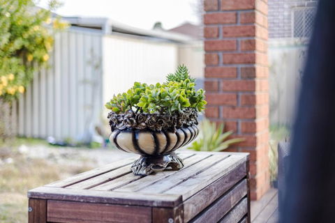 StayAU Family Home Comfort In Caroline Springs - Accommodation ACT 2