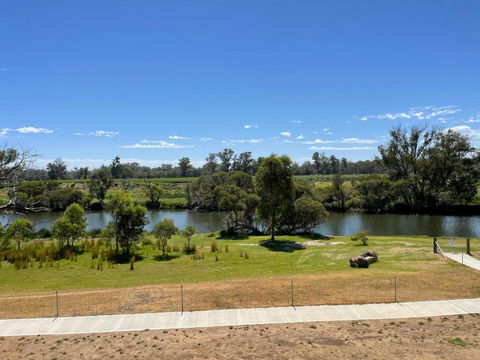 Stirling Estate Chalets - Accommodation ACT 2