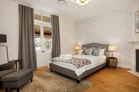 Sydney CBD Waterview Apartment 54A - Accommodation ACT 2
