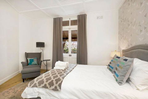 Sydney CBD Waterview Apartment 54A - Accommodation ACT 3
