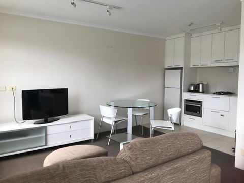 Sydney Harbor Bridge And Opera House View - Accommodation ACT 2