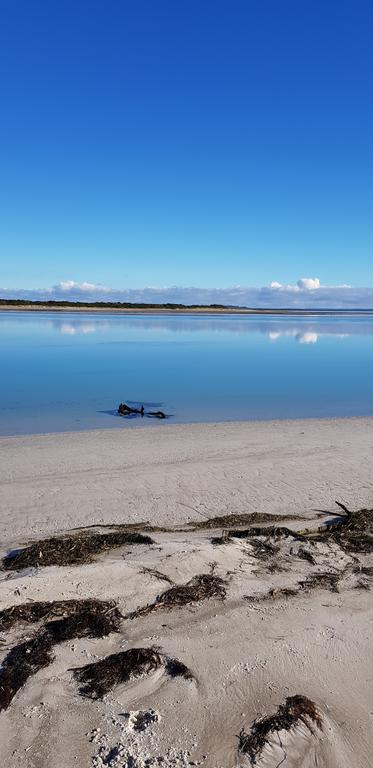 Beachside Retreat West Inlet - Accommodation ACT 2