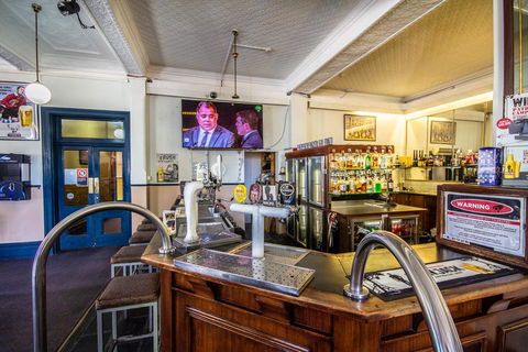 Bellbird Hotel - Accommodation ACT 2