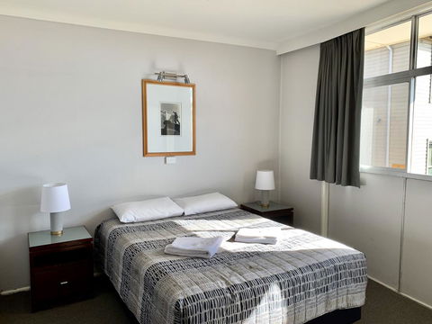 Bermagui Beach Hotel - Accommodation ACT 2