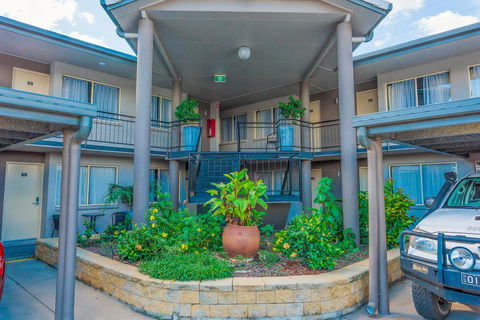 Best Western Plus The Stirling Rockhampton - Accommodation ACT 3