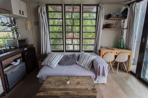Bill's Boathouse - Accommodation ACT 1