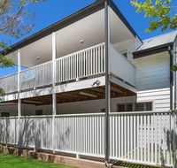Blake Loft on Manning - 500 metres to two beaches - Accommodation ACT