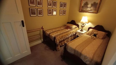 Blakes Manor Self Contained Heritage Accommodation - Accommodation ACT 0