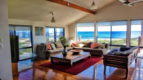 Blue Ocean Haven - Peppermint Grove Beach WA - Accommodation ACT 1
