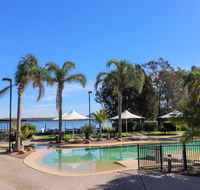 Bluewater Executive Villa in Raffertys Resort - Accommodation ACT
