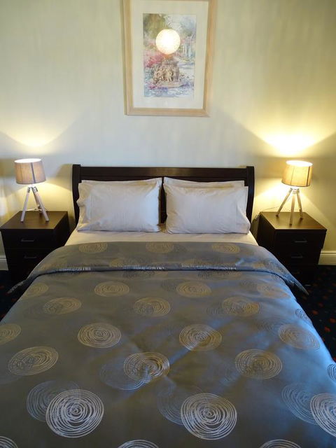 Blyth Hotel - Accommodation ACT 3