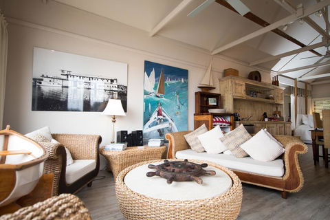 Boathouse - Birks River Retreat - Accommodation ACT 1