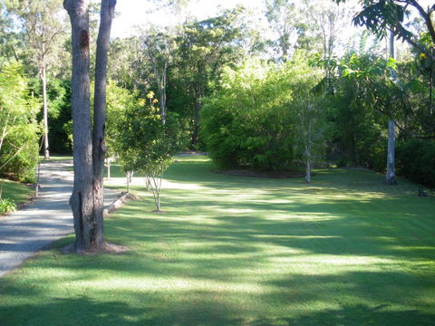 BoBRENE On Tamborine Nude Retreat - Quaint Cottage - Accommodation ACT 3