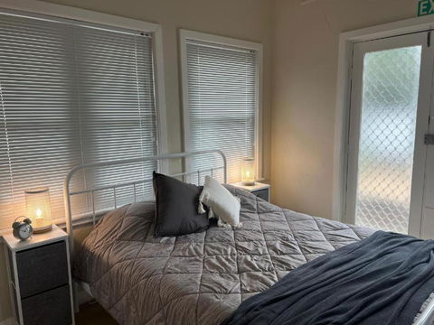 The Studio In The Heart Of Town - Accommodation ACT 2