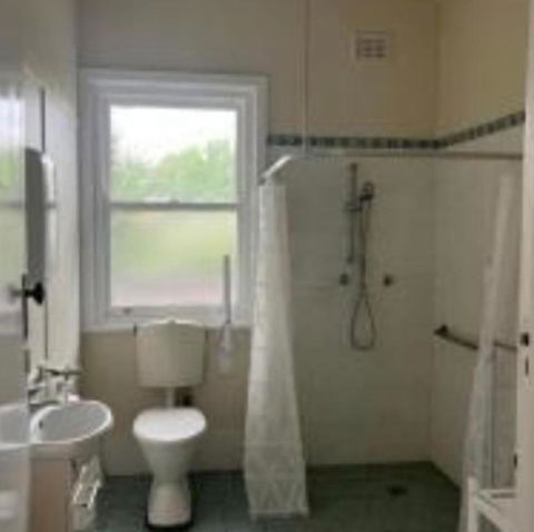 The Studio In The Heart Of Town - Accommodation ACT 3