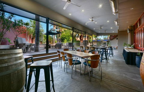 Westland Hotel Motel - Accommodation ACT 3