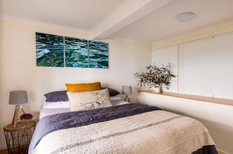 Y Vue - Beachside Apartment With Ocean Views - Accommodation ACT 3