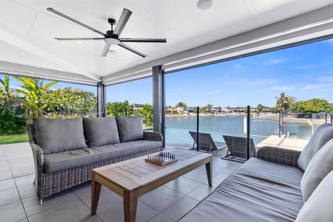 YALLA24-Luxury Resort Style Home - Accommodation ACT 2