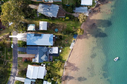Zahirs Retreat - Accommodation ACT 1