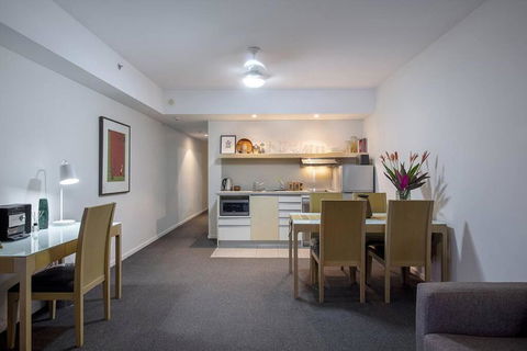 ZEN CITY & SEA Executive 1-BR Suite In Darwin CBD - Accommodation ACT 0