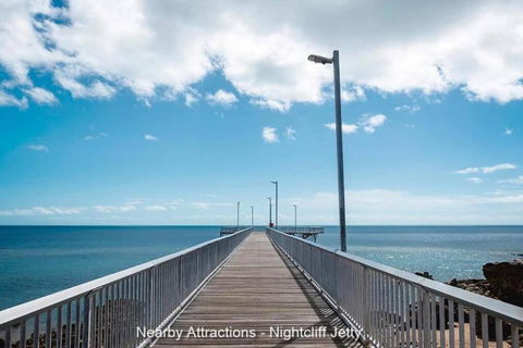 ZEN FORESHORE: 3-BR Nightcliff Foreshore-Front Apt - Accommodation ACT 3