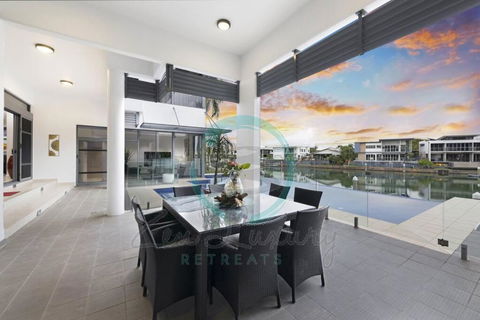 ZenLux: 4BR Bayview Mansion Infinity Pool + Cinema - Accommodation ACT 3