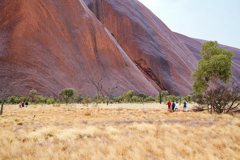 Uluru (Ayers Rock) Base And Sunset Half-Day Trip With Opt Outback BBQ Dinner - Accommodation ACT 1