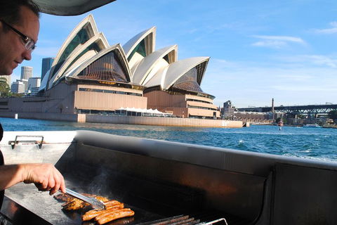 Sydney Whale-Watching Cruise Including Lunch Or Breakfast - Accommodation ACT 3