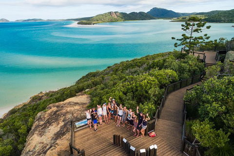 2-Day Whitsundays Sailing Adventure: Summertime - Accommodation ACT 3